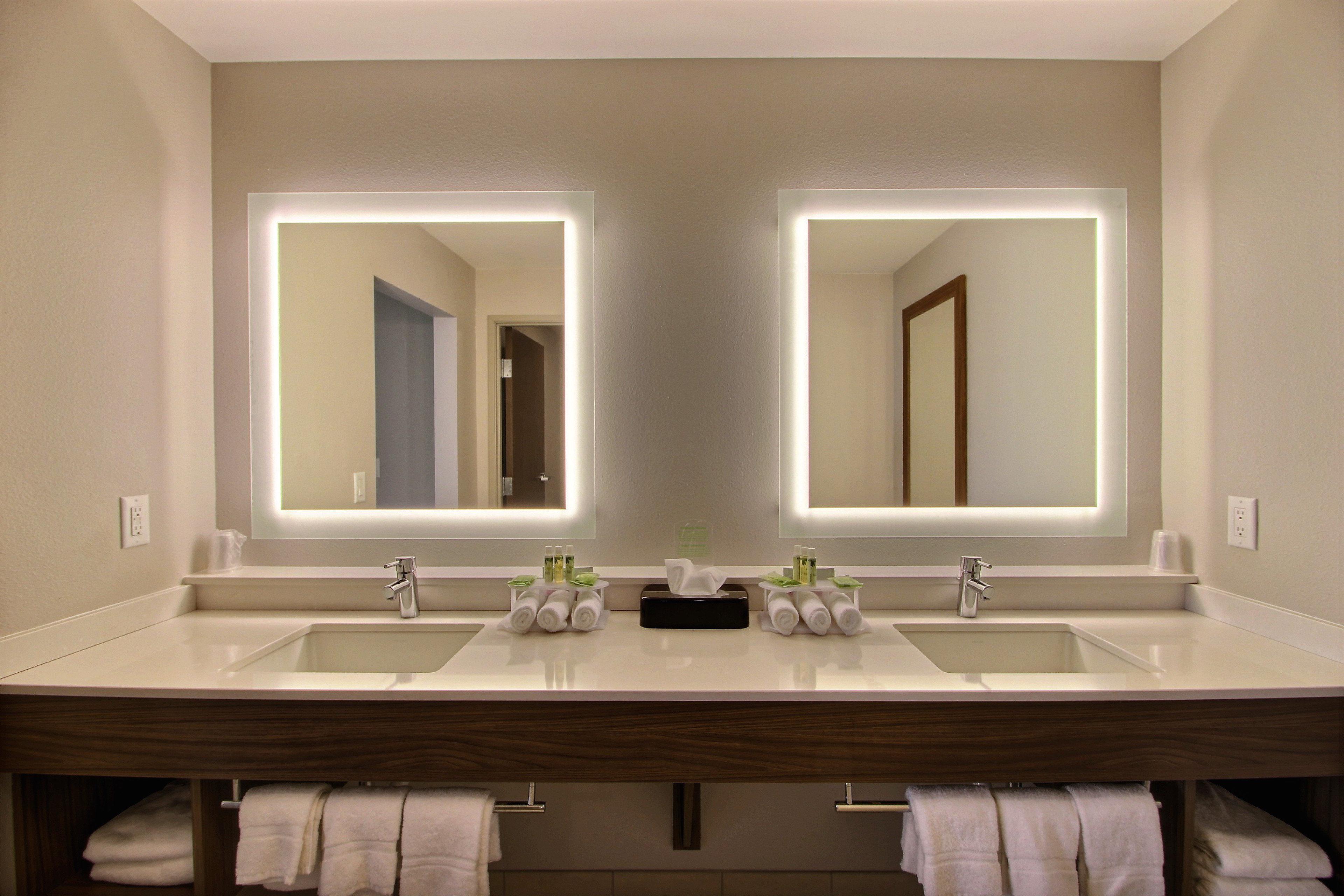 Holiday Inn Express & Suites Fond Du Lac By Ihg Zewnętrze zdjęcie