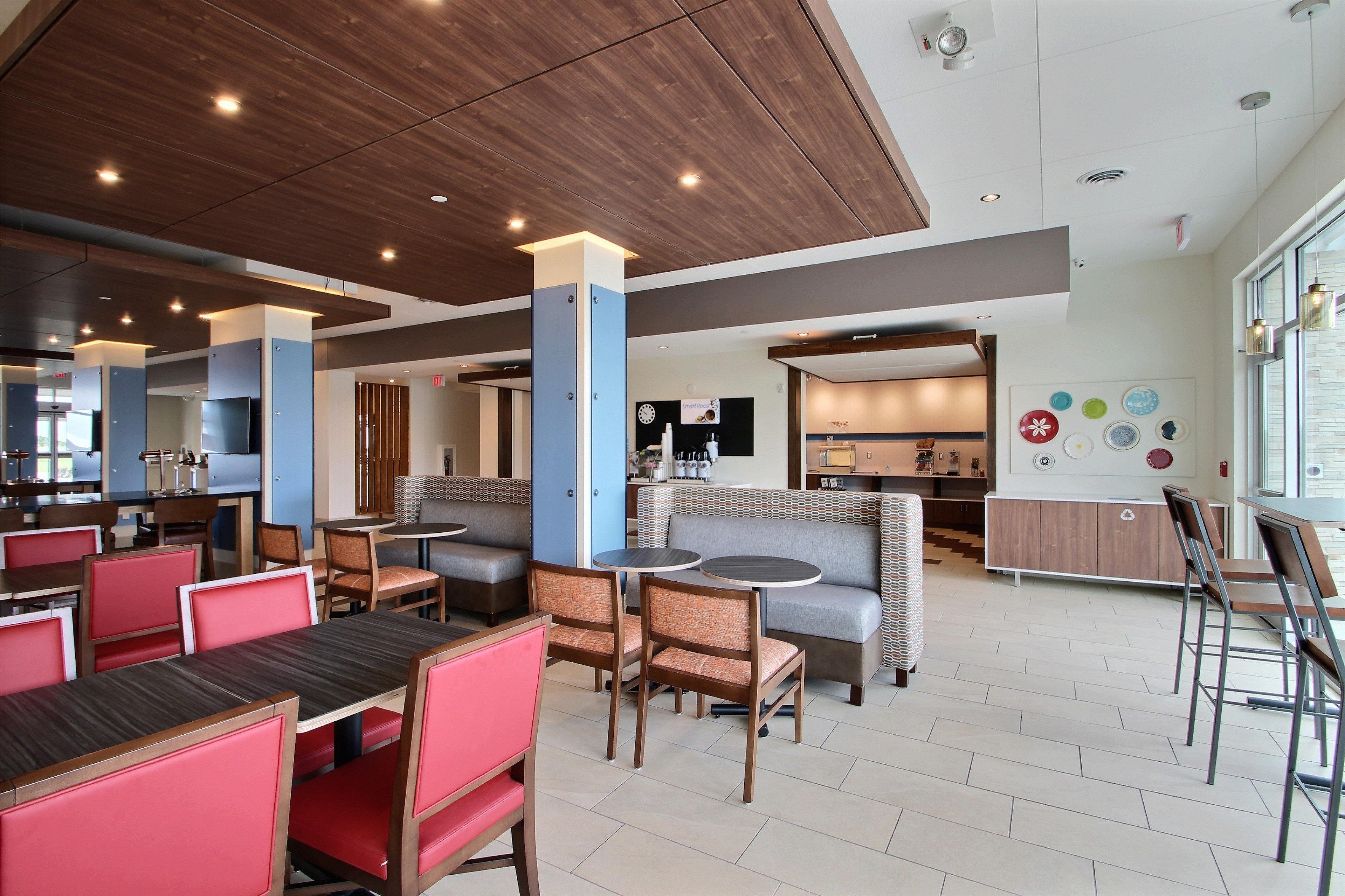 Holiday Inn Express & Suites Fond Du Lac By Ihg Zewnętrze zdjęcie
