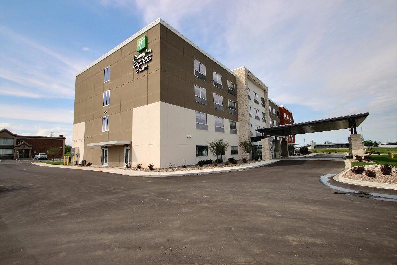 Holiday Inn Express & Suites Fond Du Lac By Ihg Zewnętrze zdjęcie