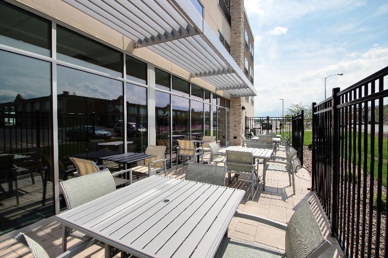 Holiday Inn Express & Suites Fond Du Lac By Ihg Zewnętrze zdjęcie